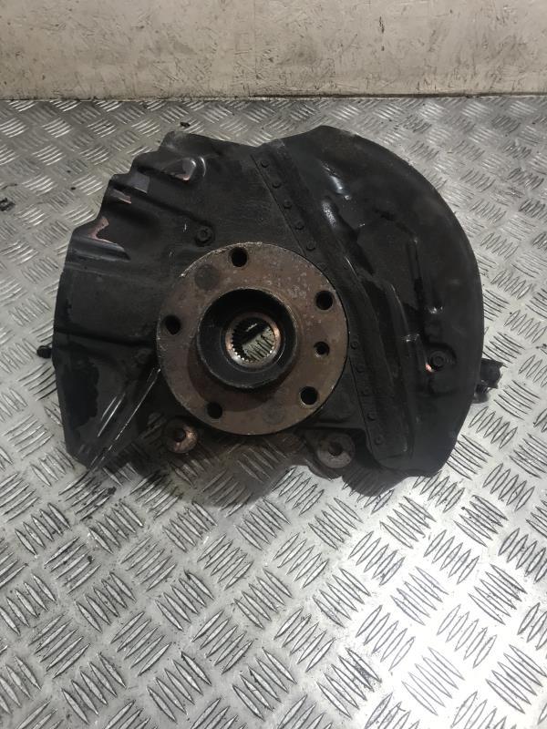 Fusee avant gauche BMW X5 E53 Diesel - 1