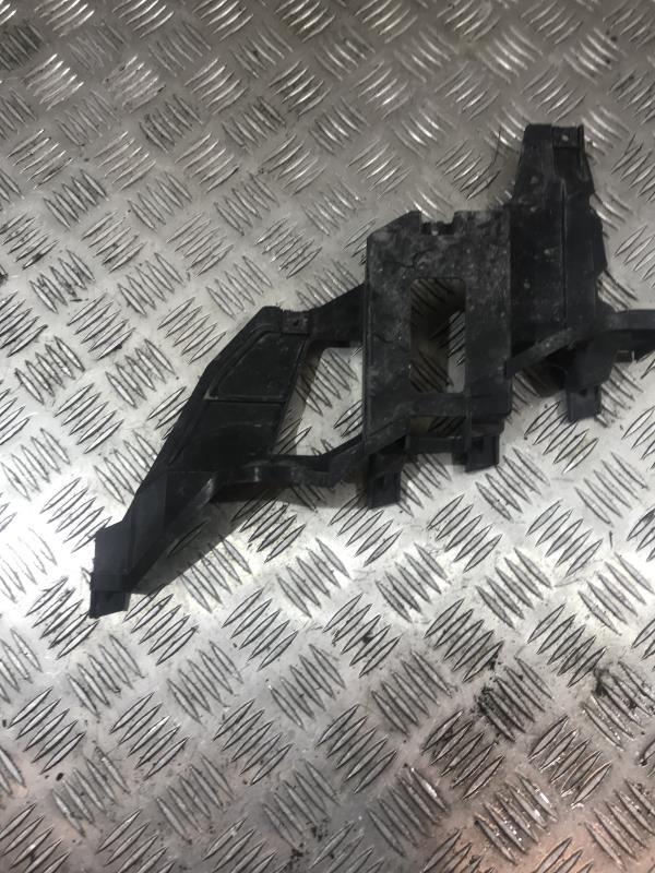 Support de phare droit (tôle) BMW X5 E53 Diesel - 1