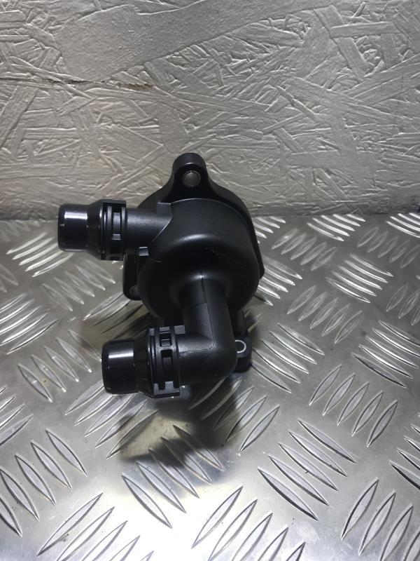 Boitier eau BMW SERIE 1 E87 PHASE 2  - 1