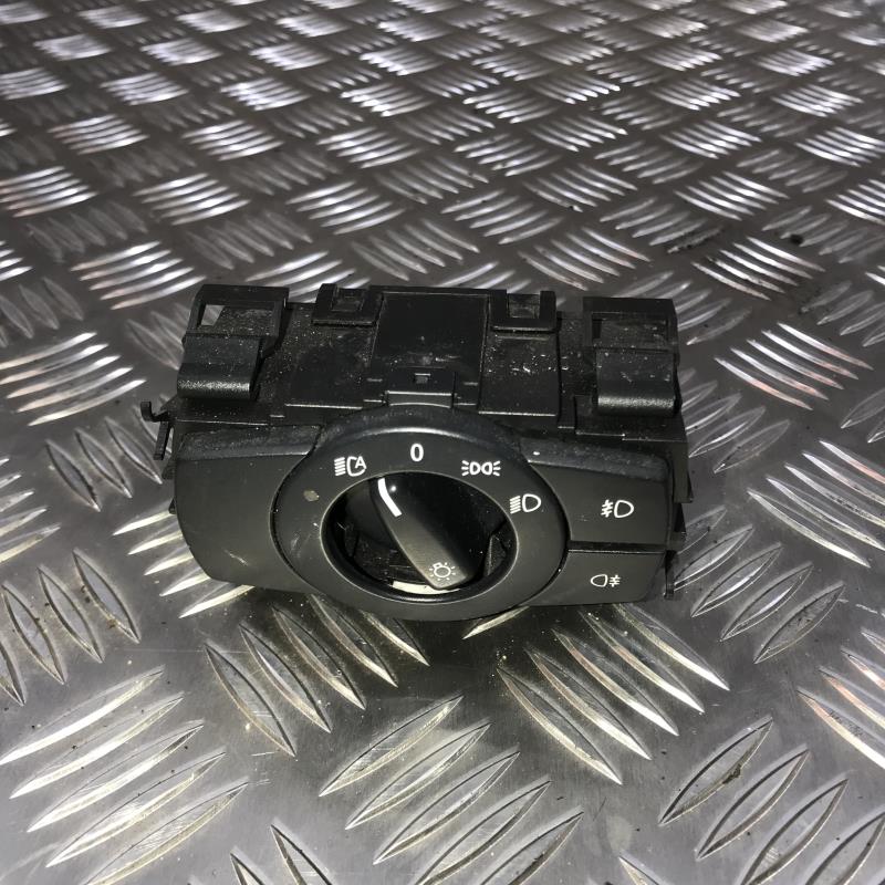 Commande de phare BMW SERIE 3 E90 PHASE 1 Diesel - 1