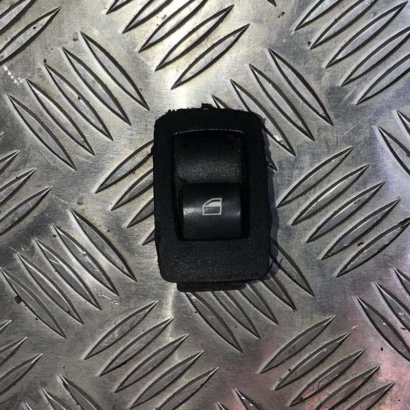 Bouton/Interrupteur BMW SERIE 1 E87 PHASE 1  - 1