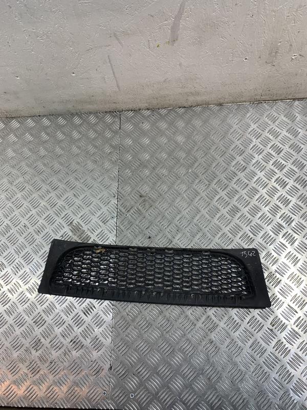 Grille de pare choc BMW X3 E83 PHASE 1 Diesel - 1