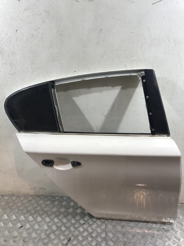 Puerta trasera derecha BMW SERIE 1 E87  - 1