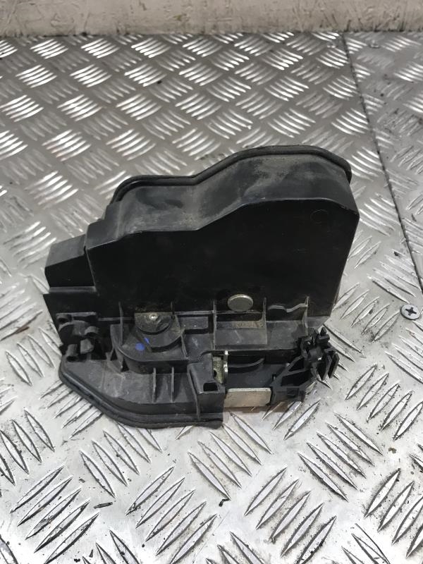 Serratura posteriore destra BMW SERIE 1 E87  - 1