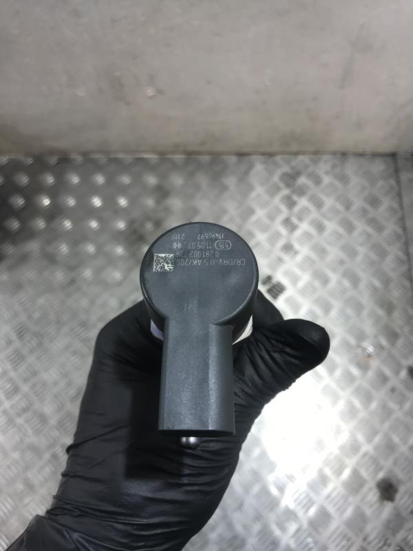 Rampe injection BMW SERIE 1 E81 Diesel - 1