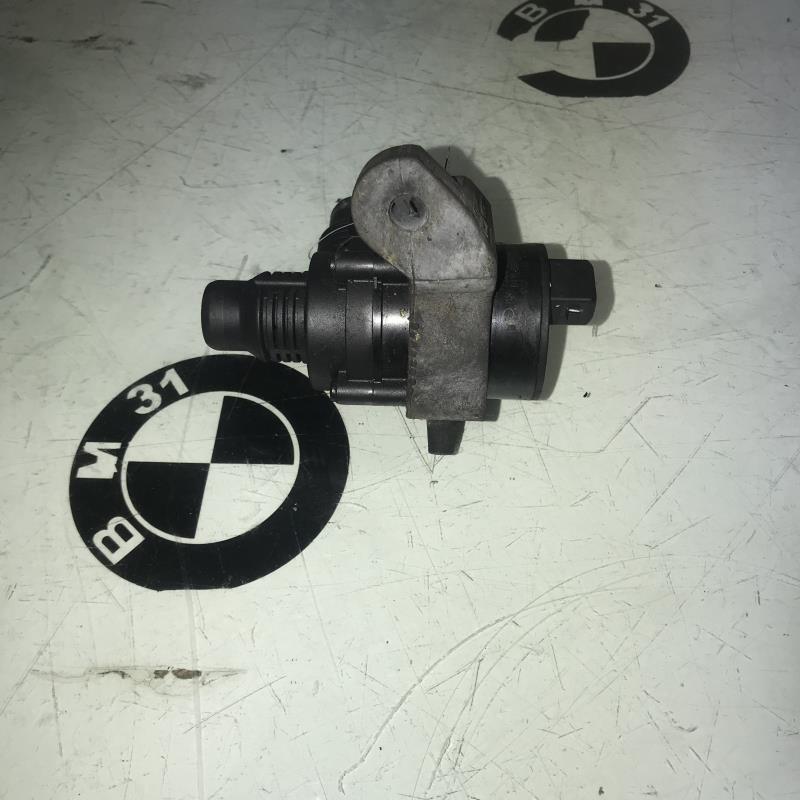 Pompe à eau BMW SERIE 7 E65 PHASE 1  - 1