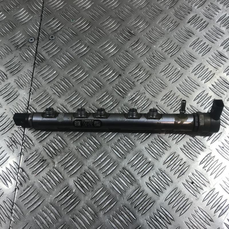 Rampe injection BMW SERIE 1 E87 PHASE 2  - 1