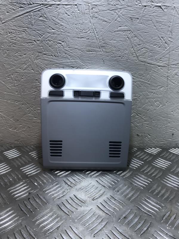 Eclairage de plafonnier BMW SERIE 1 E81 Diesel - 1
