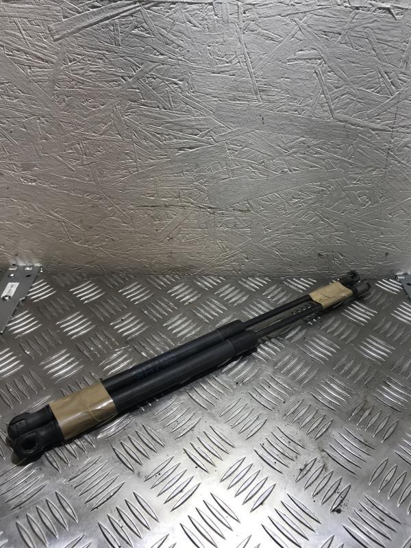 Verin de coffre BMW SERIE 1 E87 PHASE 1  - 1