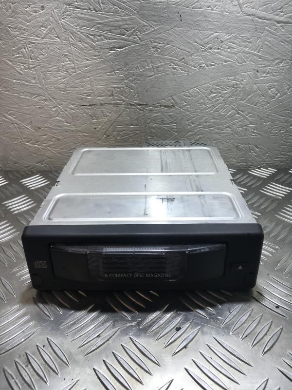 Chargeur CD BMW SERIE 5 E61 TOURING PHASE 1 BREAK Diesel - 1