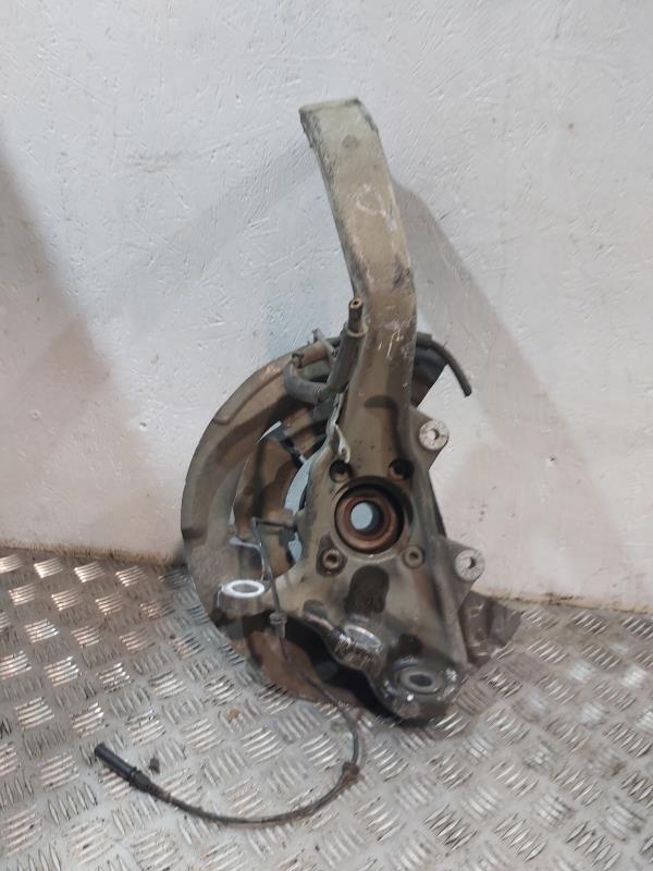 Fusee avant gauche BMW X5 E70 PHASE 1 Diesel - 1
