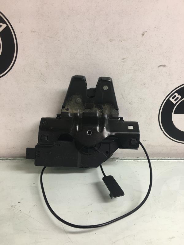 Serrure de hayon BMW SERIE 1 E87 PHASE 1 Essence - 1