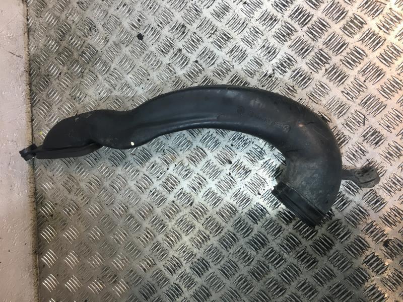 Conduite d'air BMW SERIE 5 E39 PHASE 2 Diesel - 1