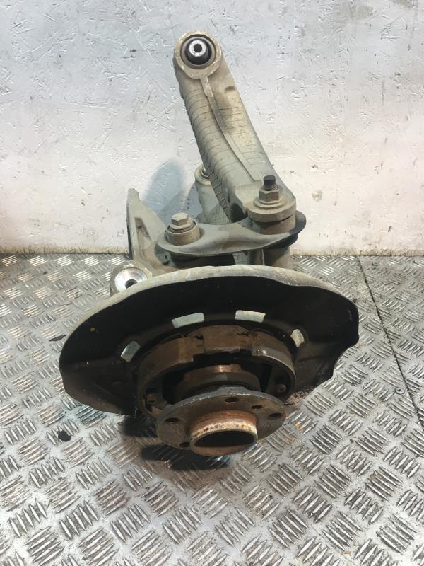 Fusee arriere droit BMW X5 E70 PHASE 1 Diesel - 1