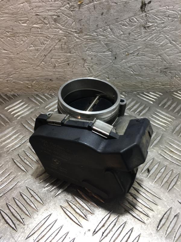 Boitier papillon BMW SERIE 1 E81 Essence - 1