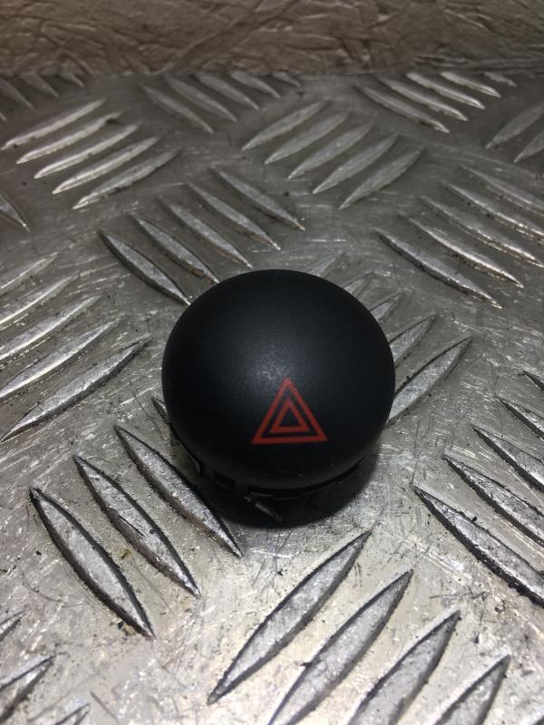 Bouton de warning MINI MINI 2 R56 PHASE 1 Essence - 1
