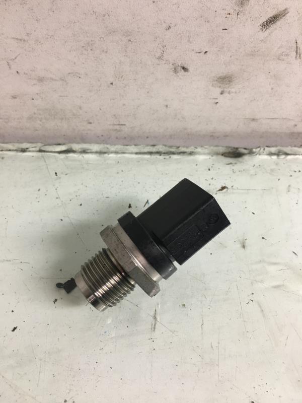 Capteur de pression de rampe injection BMW X1 E84 PHASE 1  - 1
