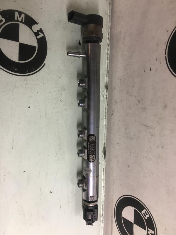 Capteur de pression de rampe injection BMW X1 E84 PHASE 1  - 1
