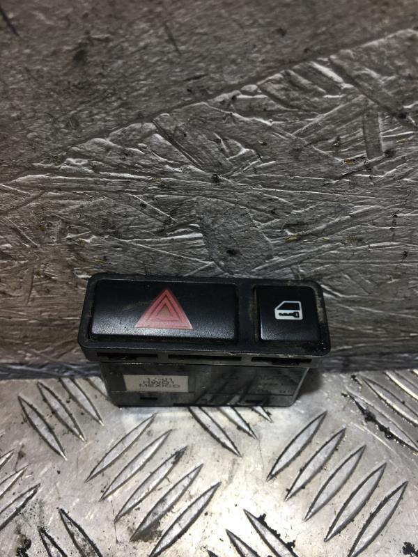 Bouton de warning BMW SERIE 3 E46 PHASE 1  - 1