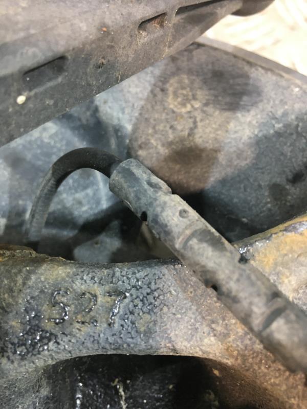 Fusee arriere gauche BMW SERIE 1 F20 PHASE 1  - 1