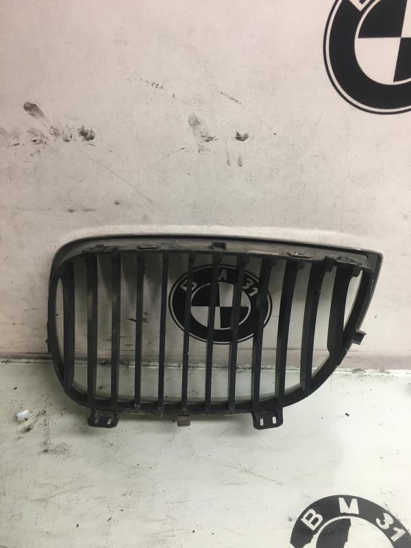 Griglia calandra destra BMW SERIE 1 E87 PHASE 1 Diésel - 1