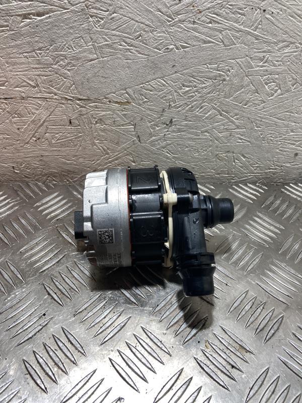Pompe à eau BMW SERIE 5 G30  - 1