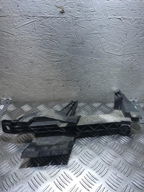 Support de phare gauche (tôle) BMW X3 E83 PHASE 1 Diesel - 1