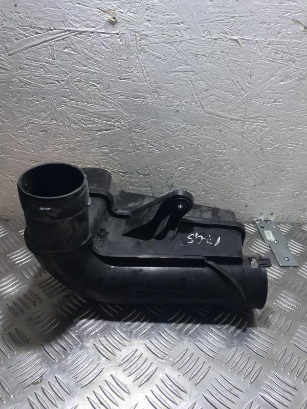 Conduite d'air MINI MINI 2 R56 PHASE 1 Essence - 1