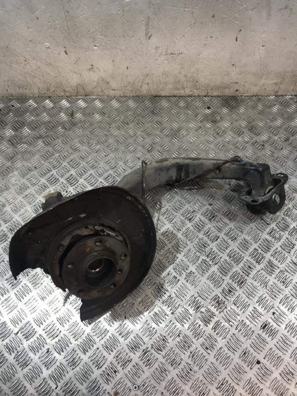 Fusee arriere gauche BMW X3 E83 PHASE 1 Essence - 1