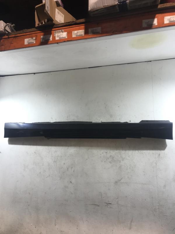 Bas de caisse gauche BMW SERIE 1 E81 Diesel - 1