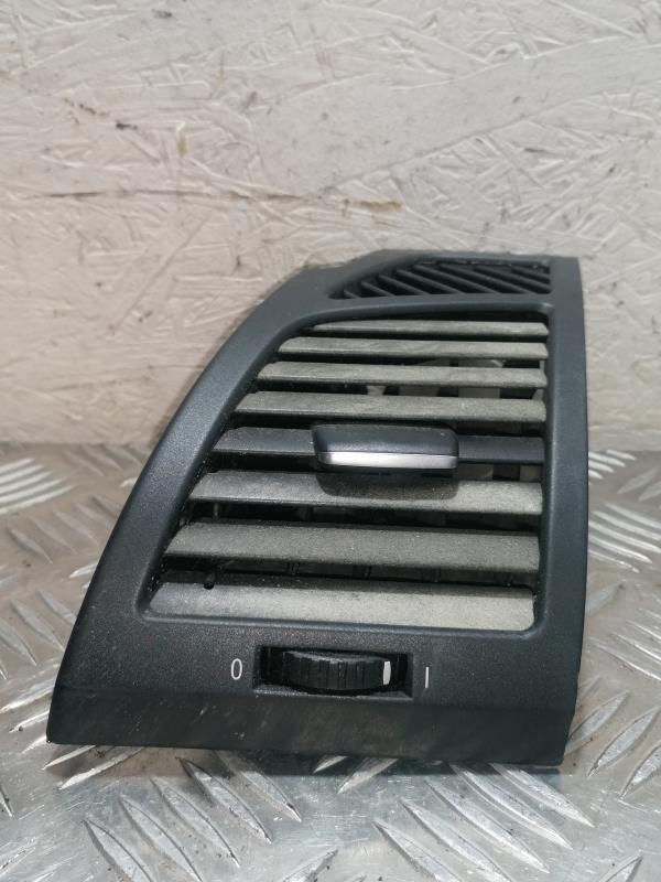 Bocchetta aerazione cruscotto anteriore sinistra BMW SERIE 1 E81 Diésel - 1