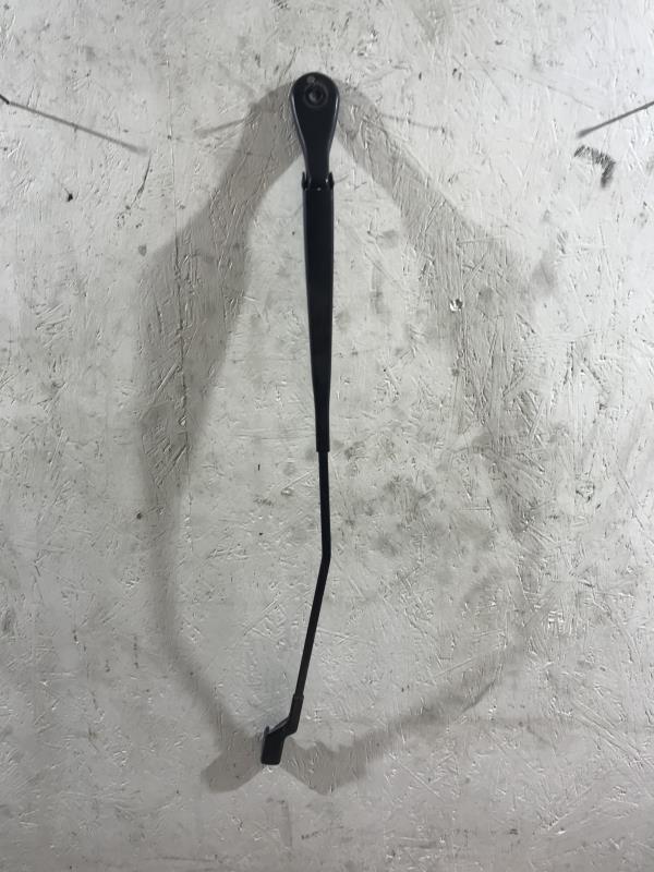 Braccio tergicristallo anteriore sinistro BMW SERIE 2 F46 GRAN TOURER PHASE 1 Gasolina - 1