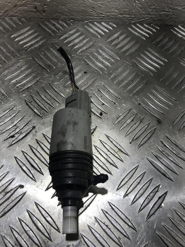 Pompe lave glace avant BMW SERIE 1 E87 PHASE 2 Essence - 1