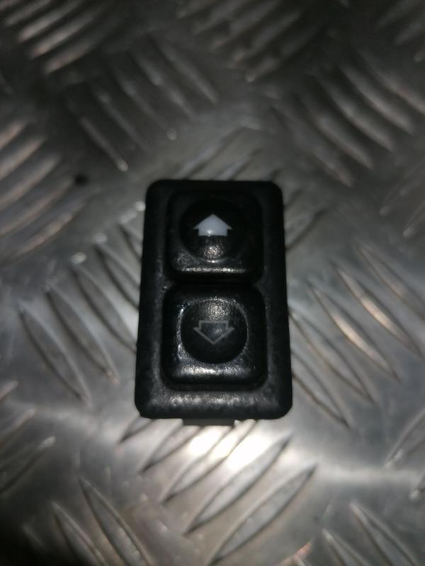 Bouton/Interrupteur BMW SERIE 3 E30 Essence - 1
