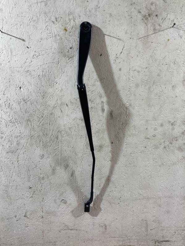 Braccio tergicristallo anteriore destro BMW X5 G05  - 1