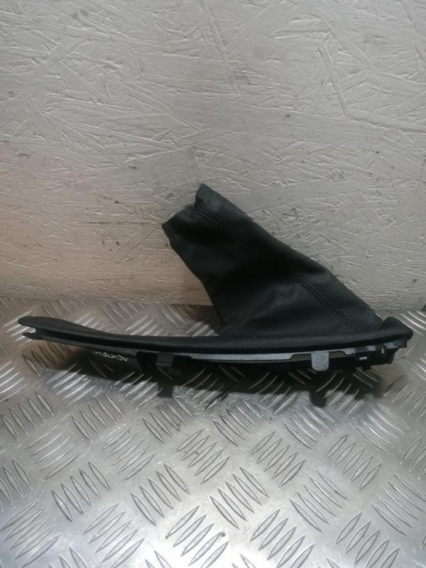 Cuffia leva freno a mano BMW SERIE 1 E81 Diésel - 1