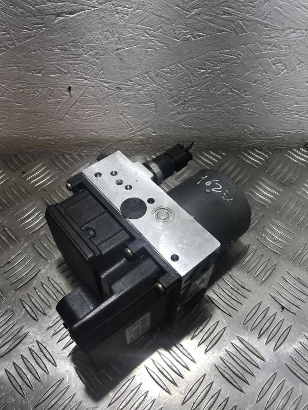 Bloc ABS (freins anti-blocage) BMW SERIE 3 E46 PHASE 1 Essence - 1