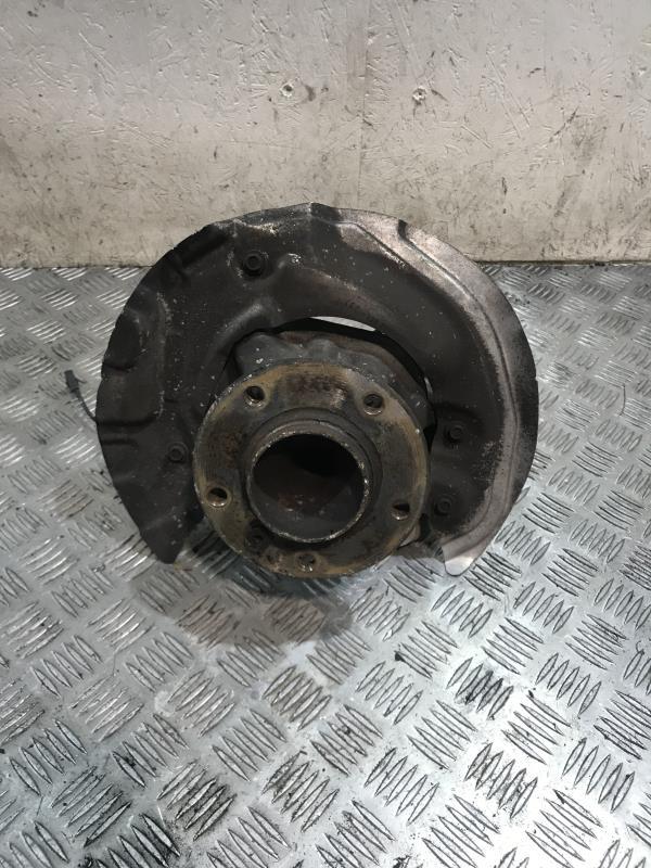 Fusee avant gauche BMW SERIE 1 E87 PHASE 2 Diesel - 1