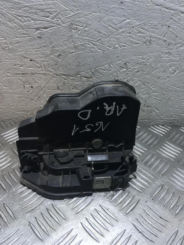 Serrure arriere droit BMW X3 E83 PHASE 1 Diesel - 1