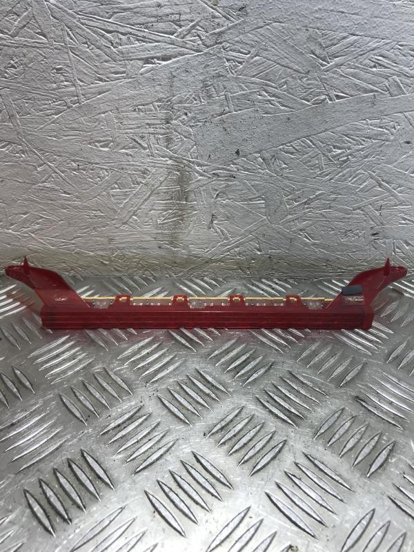 Luce stop centrale BMW SERIE 1 E81 Diésel - 1