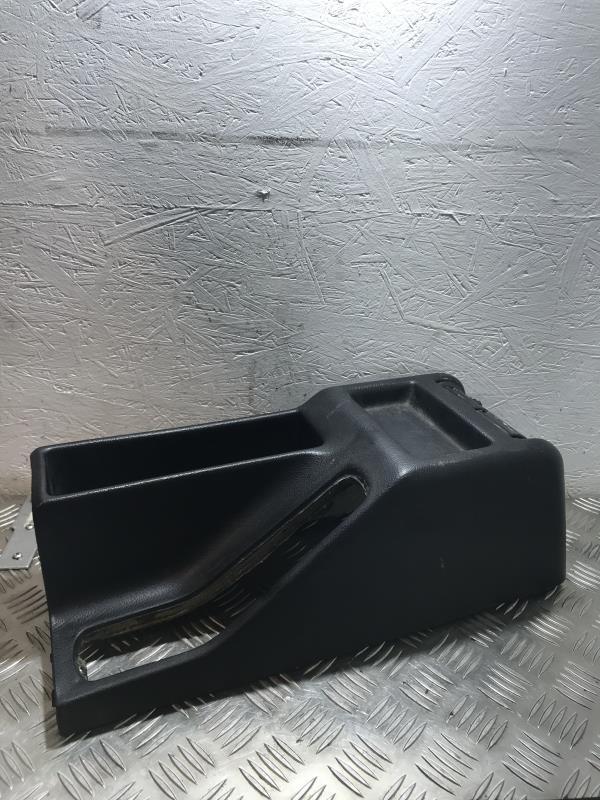 Console central (interieur plastique) BMW SERIE 5 E34  - 1