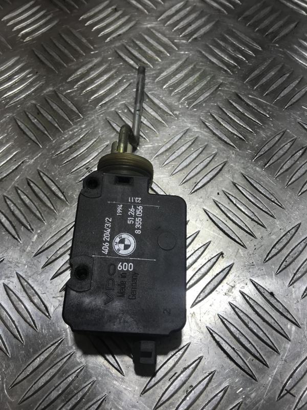 Actionneur verrou trappe d'essence BMW SERIE 5 E34  - 1