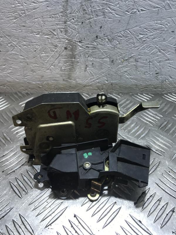 Serrure avant droit BMW SERIE 5 E34  - 1