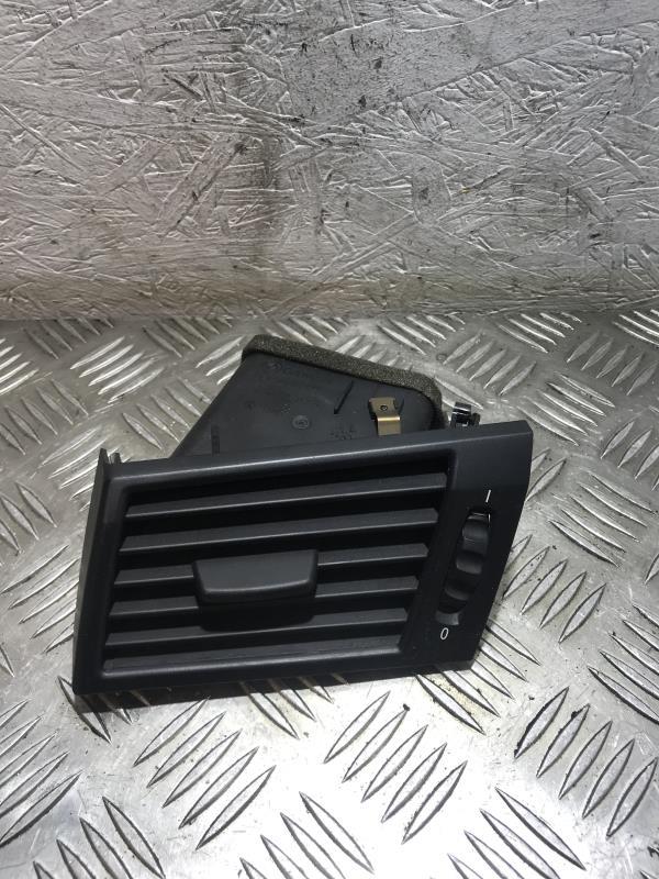 Bocchetta aerazione cruscotto anteriore sinistra BMW X3 E83 PHASE 1 Diésel - 1