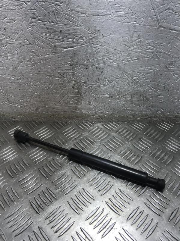 Verin de capot BMW X3 E83 PHASE 1 Diesel - 1