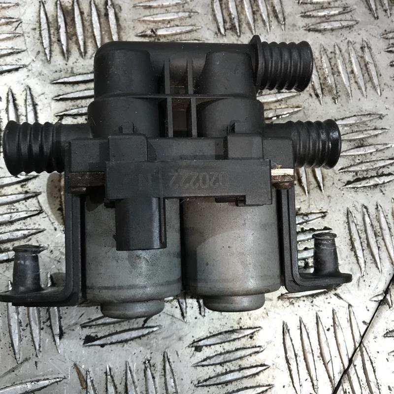 Robinet de chauffage BMW SERIE 5 E39 TOURING PHASE 2 BREAK Diesel - 1