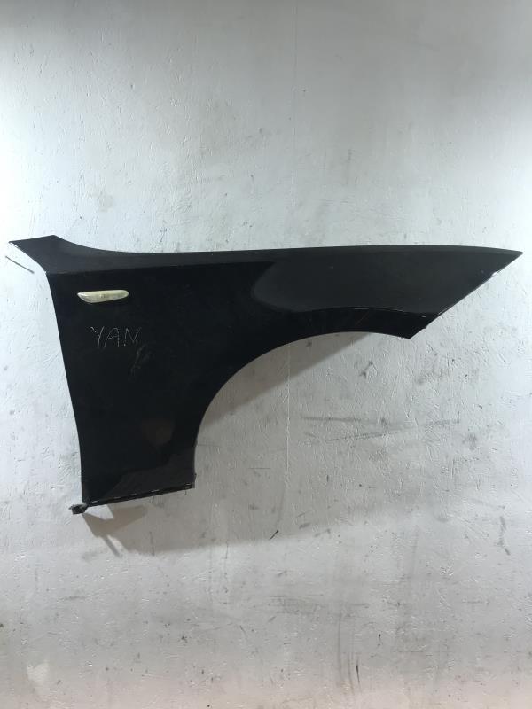 Aile avant droit BMW SERIE 1 E81  - 1
