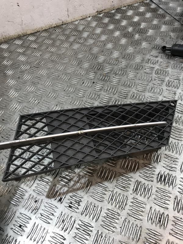 Grille de pare choc BMW SERIE 5 E60 PHASE 2  - 1