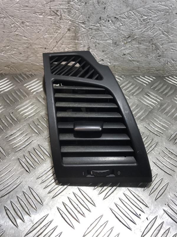 Bocchetta aerazione cruscotto anteriore destra BMW SERIE 1 E81  - 1