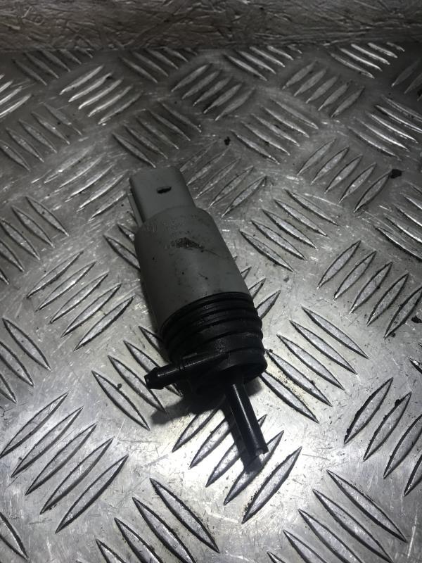Pompa lavacristalli anteriore BMW SERIE 5 E61 TOURING PHASE 1 BREAK Diésel - 1